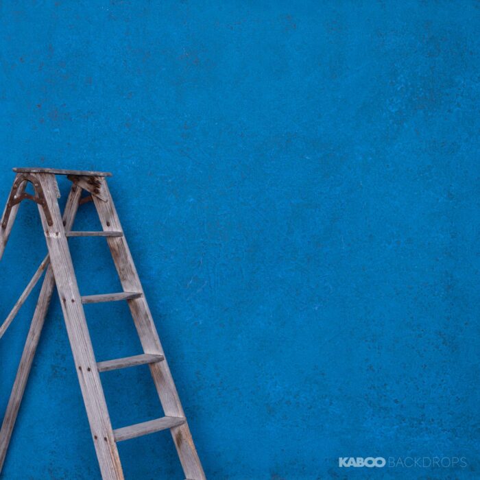 Blauer Studio Backdrop Fotohintergrund auf Leinwand mit Knicken und Falten
